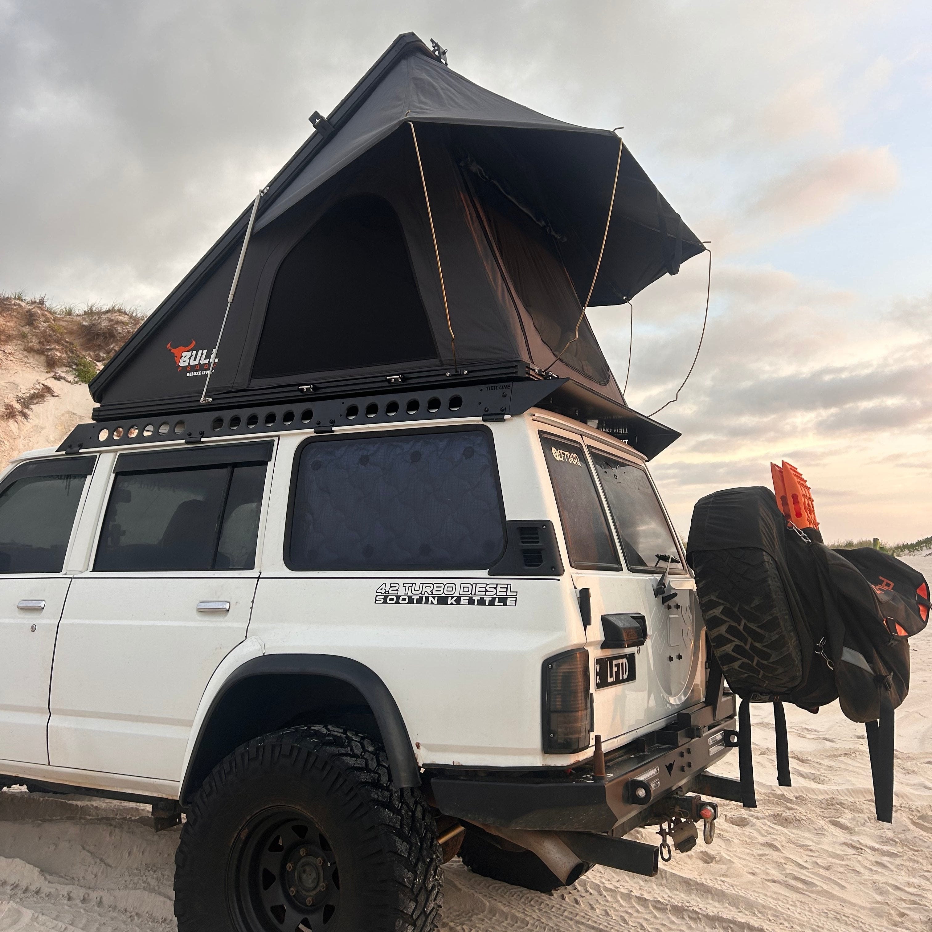 GEN 2 Slimline Rooftop Tent